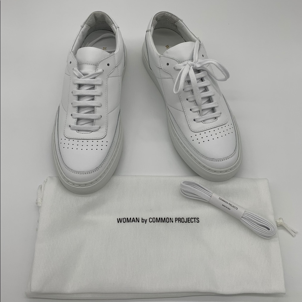 COMMON PROJECTS Resort Low-Top Classic Sneaker - Picture 2 of 14
